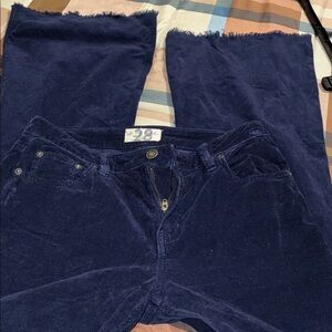 FREE PEOPLE navy corduroys sz28 flare raw hems EUC